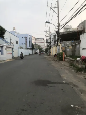 Chỉ 5.2Tỷ Có Ngay 90M2 Hẻm Xe Tải 8M Thông - Ngay Hương Lộ 2 Giáp QL1A 5p Di Chuyển Ra Khu Tên Lửa Bình Tân
