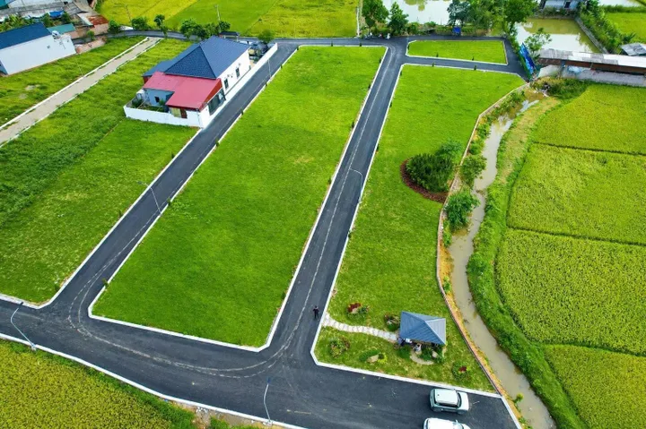 Bán Đất 100m2 có sẵn 100 m2 thổ cư giá 495 triệu tại Thị trấn Ba Hàng Đồi Huyện Lạc Thủy Hòa Bình