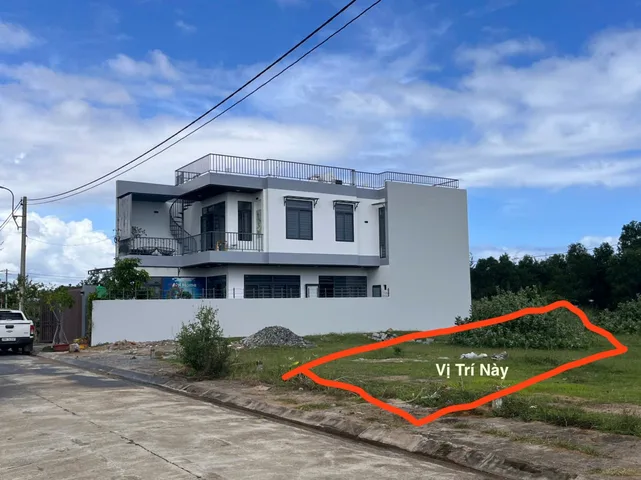 Bán Đất 301m2 thổ cư 100% giá 2.65 tỷ tại Xã Hòa Hiệp Bắc Huyện Đông Hòa Phú Yên