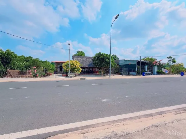 Bán Đất 450m2 có sẵn 120 m2 thổ cư giá 600 triệu tại Đường Liên Xã - Chọn - Phường Minh Hưng Đồng Nai