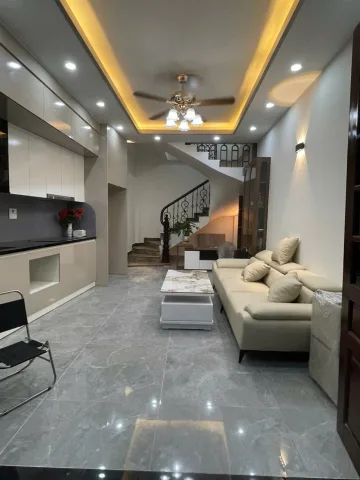 Bán Nhà riêng 35m2 có sẵn 35 m2 thổ cư giá 7.8 tỷ tại đường Phố Định Công Phường Phương Liệt Quận Thanh Xuân Hà Nội
Lh:0377224604