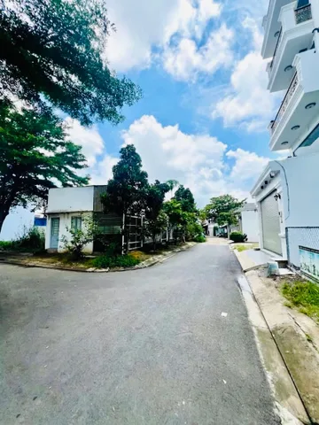 Bán Đất 51.8m2 có sẵn 5175 m2 thổ cư giá 4.1 tỷ tại Đường Phú Thuận Phường Phú Thuận Quận 7 TP. Hồ Chí Minh