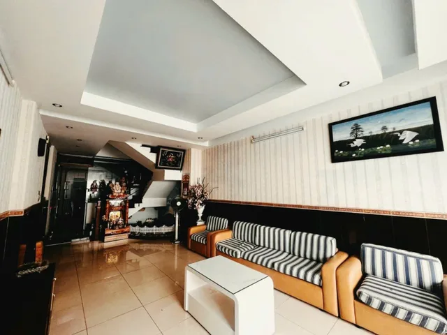GIẢM MẠNH CÒN 8 TỶ – NHÀ ĐẸP TÂN PHÚ – KỀ HÒA BÌNH, LŨY BÁN BÍCH