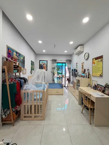 KẾ LÊ QUANG ĐỊNH Ô TÔ ĐỖ CỬA 52M2 4 TẦNG BTCT 5PN 6WC 8,1 TỶ
