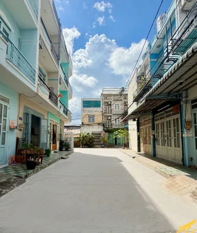 Nhà 5 tầng Bình Tân 60m2, hẻm xe hơi, hơn 5ty