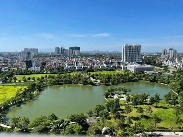 Bán căn hộ chung cư KĐT Ngoại Giao Đoàn tòa N01T1 95m 3pn full đồ view hồ điều hòa