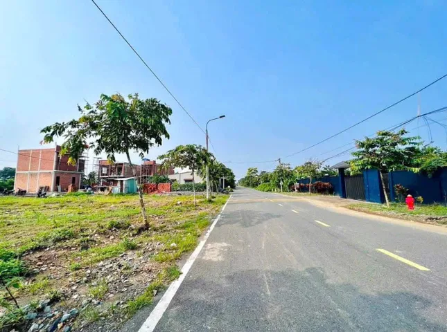 ĐẤT MẶT TIỀN ĐƯỜNG NHỰA 20 MÉT-VIEW SÔNG THOÁNG MÁT - GẦN BỬU LONG BIÊN HÒA
