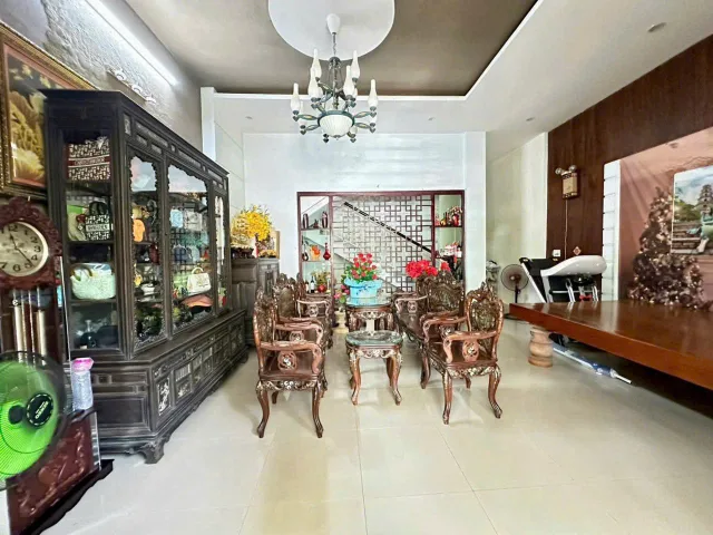 Bán Nhà 03 Tầng mặt tiền kinh doanh đường Trần Văn Ơn ngay Quảng Trường Nhà Thi Đấu