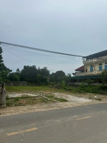 Bán Đất 139.9m2 sẵn thổ cư giá 3 tỷ tại Hòa Lạc trục chính kinh doanh