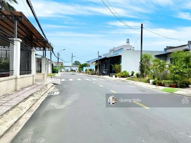 Bán Đất 1200m2 có sẵn 500 m2 thổ cư giá 145 tỷ tại Đường Lê Thị Hà Thị trấn Hóc Môn Huyện Hóc Môn TP. Hồ Chí Minh