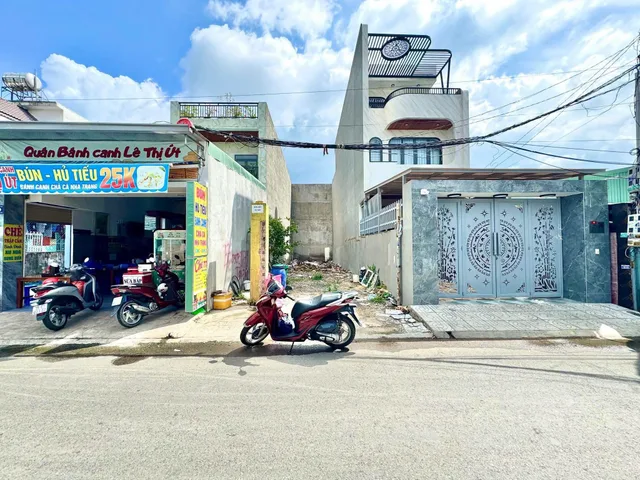 🔥 GIẢM NGAY 600 TRIỆU – ĐẤT MẶT TIỀN LÊ THỊ ÚT, P. DĨ AN 🔥