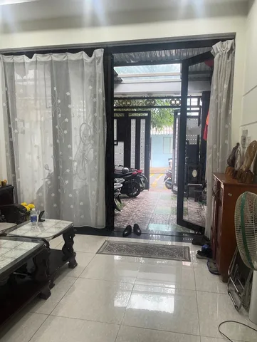 Bán nhà 4 tầng 5 phòng ngủ, mặt tiền đường phường Hiệp Phú, Quận 9, TpHCM