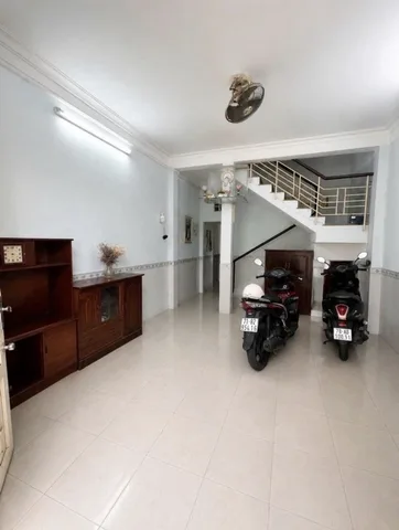 Bán Nhà riêng 75m2 có sẵn 75 m2 thổ cư giá 7.2 tỷ tại Đường Trần Quang Cơ Phường Phú Thạnh Quận Tân Phú TP. Hồ Chí Minh