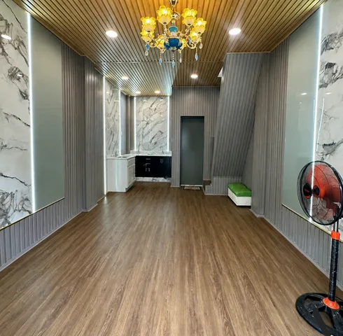 Bán nhà 2 tầng - Giáp Phú Lâm - Quận 6 - DTSD: 53m²