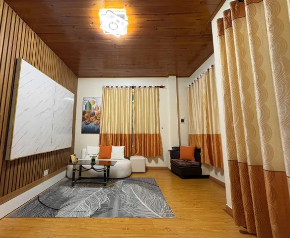Bán Nhà riêng hướng Đông Nam 3PN, Đường Phạm Hồng Thái - Đà Lạt - Lâm Đồng