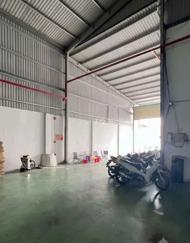 CHO THUÊ NHÀ XƯỞNG 40 TRIỆU / THÁNG