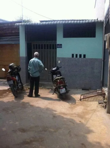 NHÀ CẤP 4 (4x20) GÁC ĐÚC SUỐT 4X15 ĐÔNG THẠNH HÓC MÔN LH:0395276851