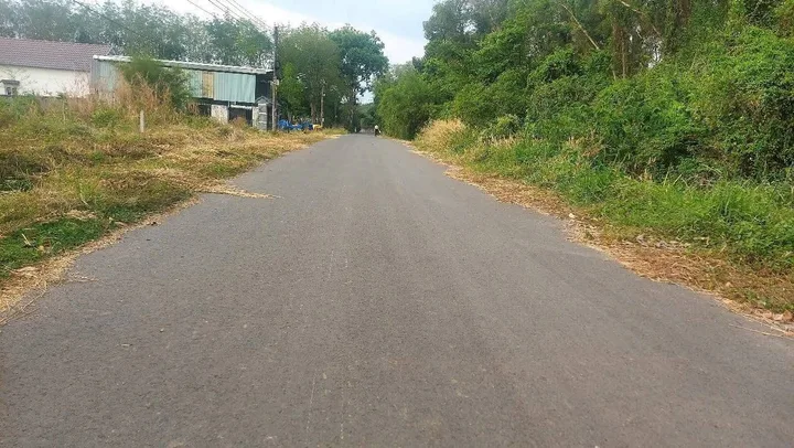 Bán Đất 460m2 có sẵn 120 m2 thổ cư giá 600 triệu tại Đường Liên Xã  Phường Chơn Thành Đồng Nai