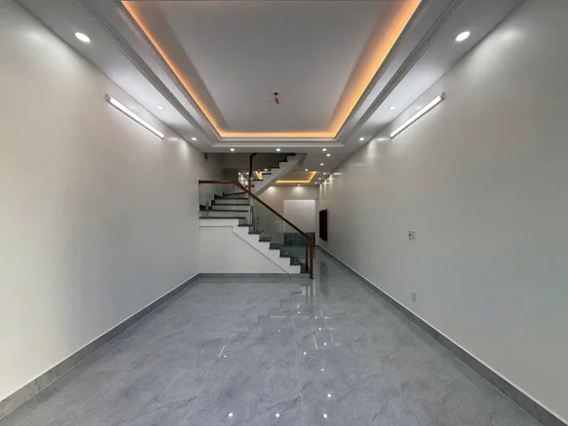 Bán nhà 4 tầng ô tô đỗ cửa ngay Phú Hải, Phạm Văn Đồng, Dương Kinh, Hải Phòng.