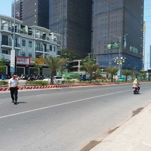 🔥 1.539M² MẶT TIỀN THỐNG NHẤT – ĐỐI DIỆN BICON CITY – ĐÔNG HÒA, DĨ AN 🔥
💰 Giá: 55 TỶ TL