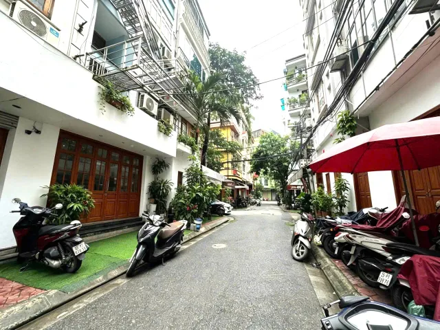 Cho thuê nhà ngõ 2 NGUYỄN CHÁNH, Cầu Giấy. 38 triệu/tháng. Ưu tiên: Văn phòng, KD Onl, Spa, Trung tâm đào tạo...