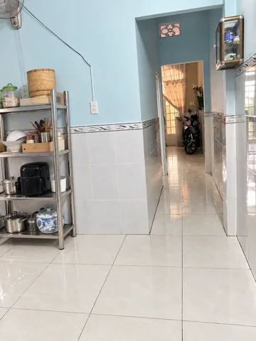 BÁN ĐẤT TẶNG NHÀ GẦN 100M2 - CẠNH MẶT TIỀN TÔ NGỌC VÂN - LÔ GÓC - HXT, CHỈ NHỈNH 5 TỶ