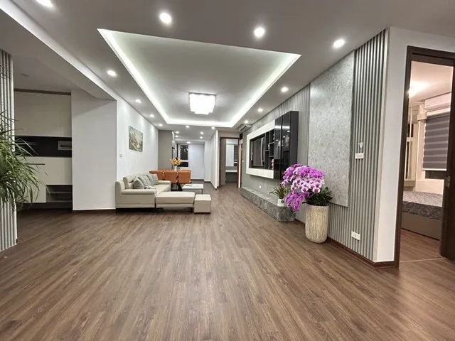 Bán căn hộ chung cư 18 Phạm Hùng, cạnh bx Mỹ Đình, 128m2, 4pn2vs, full nội thất, chỉ 8.6 tỷ.