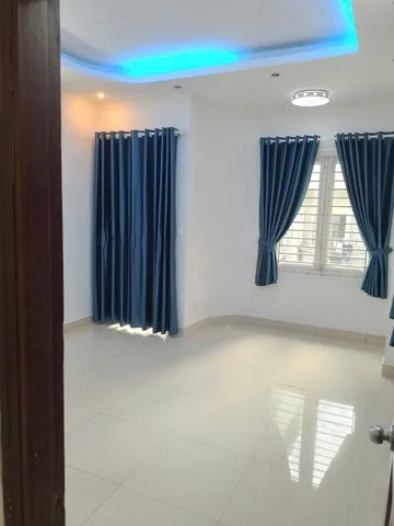 BÙI ĐÌNH TÚY KẾ PHAN ĐĂNG LƯU 60M² 2 TẦNG HẺM XE HƠI SÂN RỘNG 10M 7,1 TỶ