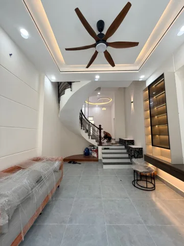 HXH Nguyễn Hữu Tiến, 56m2, 4x14, nhà đẹp ở ngay, XH tới nhà, Chỉ 5.8 tỷ TL