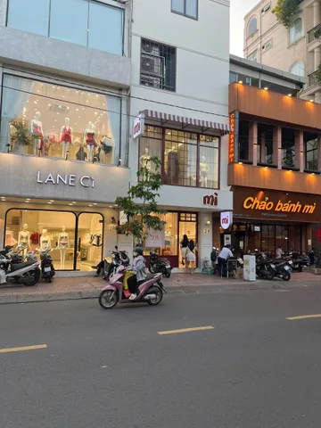 SIÊU PHẨM - MTKD ÚT TỊCH – NGANG KHỦNG 6.4M -  67M2 - 5 TẦNG ĐÚC BTCT  – nhỉnh 10 TYYYYY