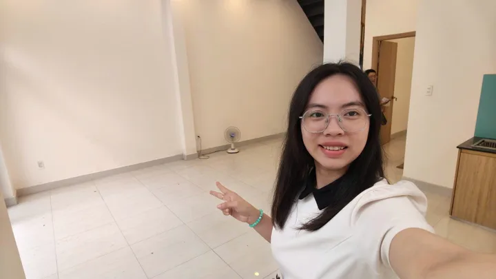 Nhà nở hậu gần 6m, ô tô ngủ trong nhà ngay Âu Cơ Tân Phú mà chỉ nhỉnh nhẹ 7Đ
