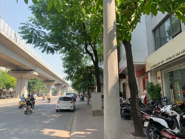 Bán Nhà Mặt phố Hào Nam 60m2 có sẵn 60 m2 thổ cư giá 38 tỷ tại Đường Phố Hào Nam Phường Ô Chợ Dừa Quận Đống Đa Hà Nội