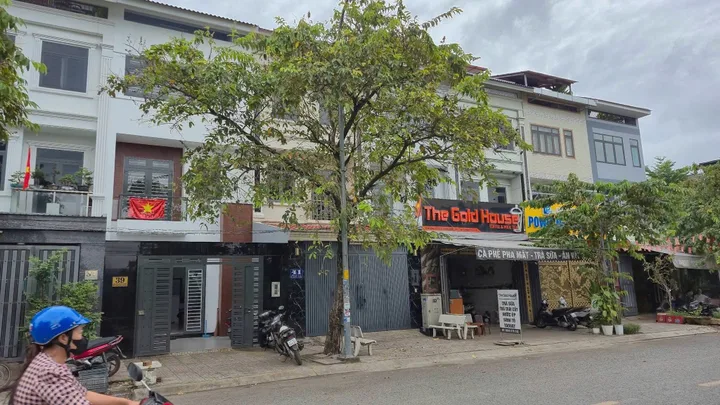 Chỉ 8.5 Đồng có ngay Căn Nhà 85m2, 4 Tầng BTCT, MT đường 20m sau Chợ Đầu Mối Nông Sản Thủ Đức.