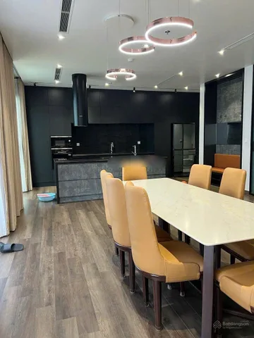 Cho thuê Nhà riêng 110m2 giá 45 triệu tại Trịnh Công Sơn ,Phường Nhật Tân Quận Tây Hồ Hà Nội