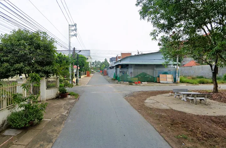 Bán Đất biệt thự 201m2(10mx20m) có sẵn 60 m2 thổ cư kế bên trường cao đẳng an ninh giá 2.35 tỷ tại Phường Tam Phước Thành phố Biên Hòa Đồng Nai