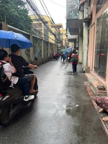 Cho thuê THUÊ NHÀ NGÕ 214 KHƯƠNG TRUNG. 80M2 - 4 TẦNG.