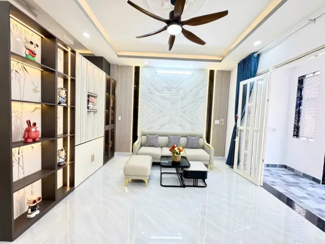 HUỲNH TẤN PHÁT HẺM XE HƠI 6M THÔNG 55M² 3PN 3,15 TỶ