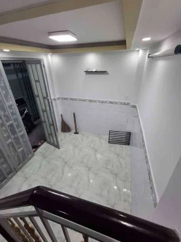Bán Nhà riêng 16m2 có sẵn 2.6 m2 thổ cư giá 3.1 tỷ tại Đường Trần Phú Phường 01 Quận 5 TP. Hồ Chí Minh