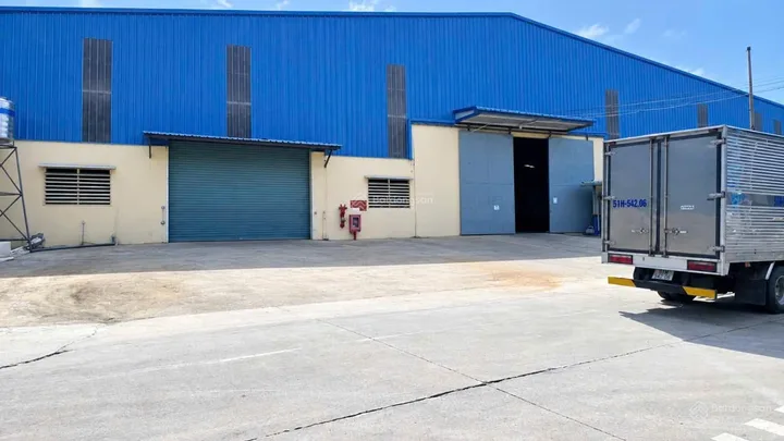 Cho thuê xưởng mới 3400m2 Bến Cát PCCC tự động giá: 249 triệu/tháng, giấy tờ đầy đủ, cont 24/24h