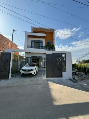 Bán Nhà riêng 111m2 có sẵn 60 m2 thổ cư giá 3.25 tỷ tại Xã Diên Toàn Huyện Diên Khánh Khánh Hòa