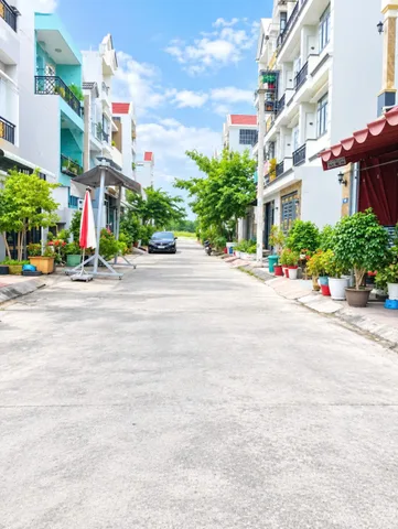 Đất - giá 2,3 tỷ - giáp ranh kdc Hoàn Hoa - diện tích 4,8M *17M - đường Lê Văn Lương nối dài - Long Hậu - Long An - liên hệ 0919089456