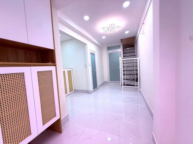 KẾ VẠN KIẾP SÁT QUẬN 1 36M² 2 TẦNG 3PN 3.98 TỶ