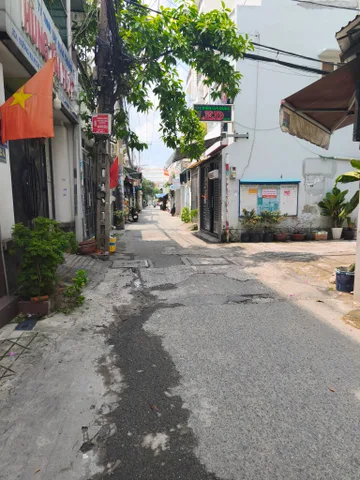Tô hiệu - Lương minh nguyệt. 5*11 , 2 bước chân ra hẻm xe hơi, 2 tầng chỉ 4.8 tỷ thương lượng