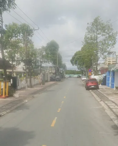 Bán Nhà Đường Bàu Bàng ngay gần công viên Bạch Đằng Chợ Thủ Dầu Một