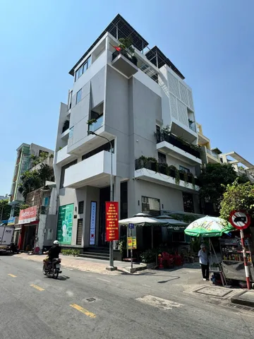 Bán Nhà Mặt Tiền 107 Vườn Chuối, P.4, Quận 3
