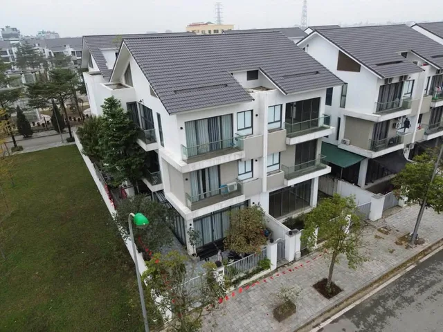 Bán BIỆT THỰ KĐT ĐÔ NGHĨA. 180M2 - 4 TẦNG. LÔ GÓC. MT 10M.
