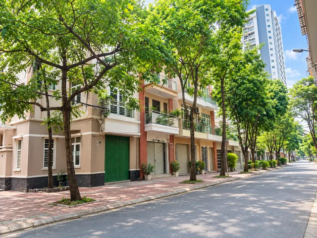 Cho thuê nhà Mặt Phố NGHĨA ĐÔ, Cầu Giấy. 55 triệu/tháng. Ưu tiên: Văn phòng, KD Onl, Spa, Trung tâm đào tạo...