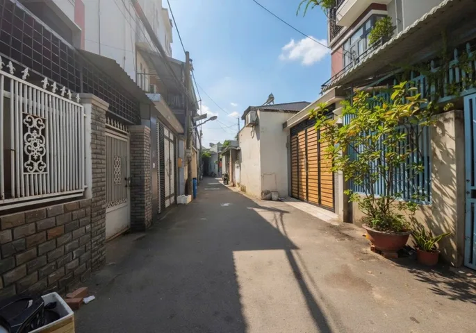 BÁN NHÀ HẺM XE HƠI ĐƯỜNG TÔ NGỌC VÂN, TAM BÌNH - 90m2 - GIÁ 5.5 TỶ TL