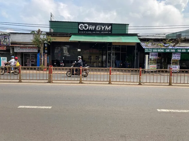 Bán Đất 812m2 có sẵn 186 m2 thổ cư giá 12.5 tỷ tại Phường Xuân Trung Thành phố Long Khánh Đồng Nai