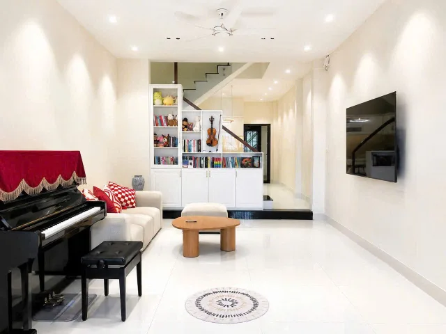 Bán nhà mặt tiền nguyễn hồng 📌📌📌Làm việc trực tiếp giá tốt !!!